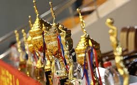 中国足球最悲情球队！梅州客家降级，球迷：再也不相信奇迹了！